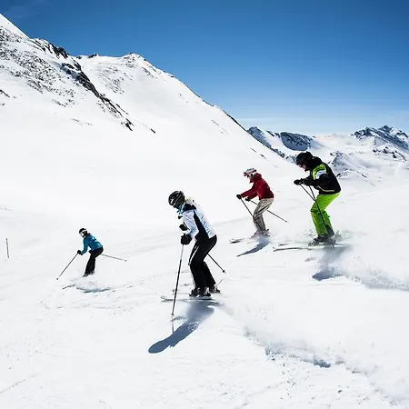Alpenblick Konukevi Tobadill