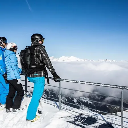 Alpenblick Konukevi Tobadill